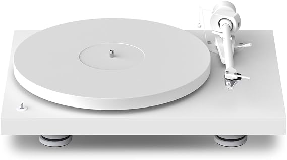 Manual Belt-Drive Turntable by Pro-Ject