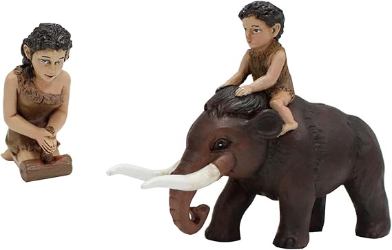 Artistic Outdoor Decorations Simulated Resins Savages Animal Sculpture For Landscape