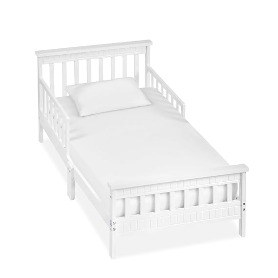 Dream On Me San-Fran Toddler Bed in White, 2 Safety Guard Rails, Low to Floor Design, Sustainable New Zealand Pinewood, Greenguard Gold Certified & BSA Certified
