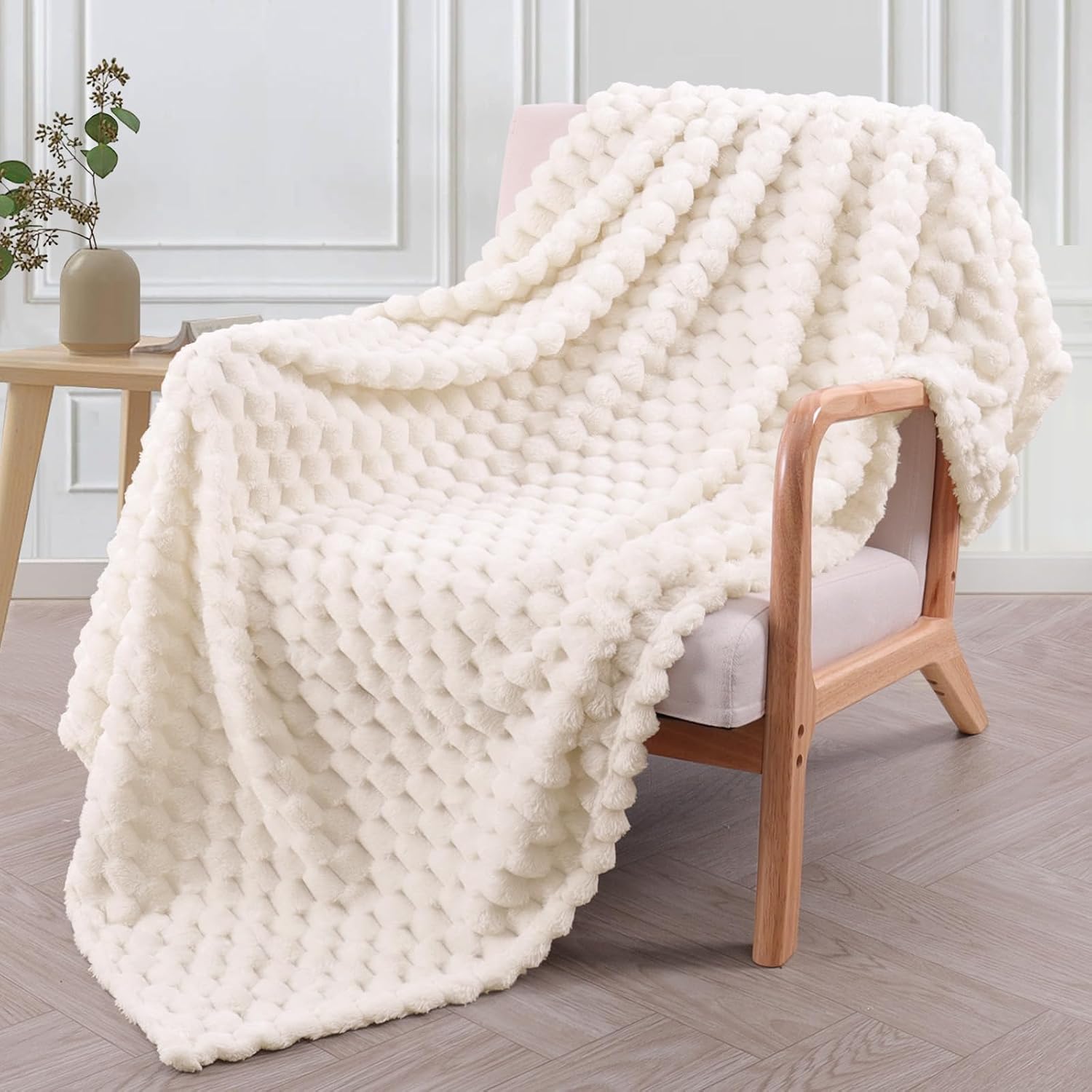 Exclusivo Mezcla Fleece Throw Blanket for Couch, Extra Large Fuzzy Black Bed Blankets, Soft Cozy Plush Sofa Throws for All Seasons, 127x178 CM