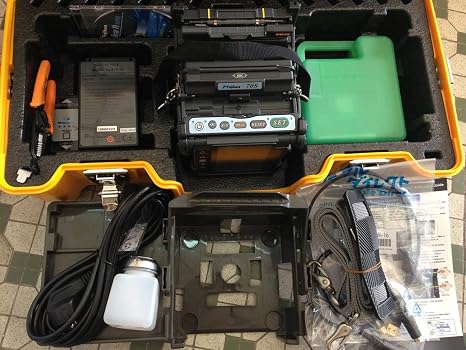 Fujikura FSM-70S Fusion Splicer Welding Splicer with CT50 Fiber Cleaver and Other Standard Accessories Never Used