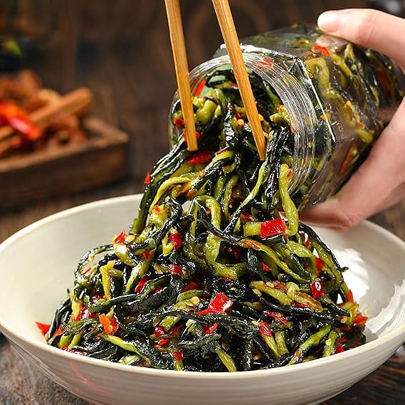 Pickled Mixed Vegetables,Chili sauce and paste,Chinese pickled vegetables,breakfast side dishes,Ready to eat Spicy Snack,Mixed Noodles Sauce (Crispy cucumber shreds,1 can)