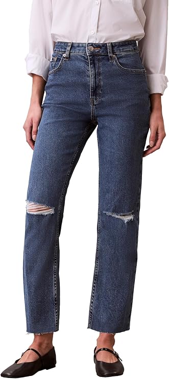 Calvin Klein Women's High Rise Straight Fit Jeans