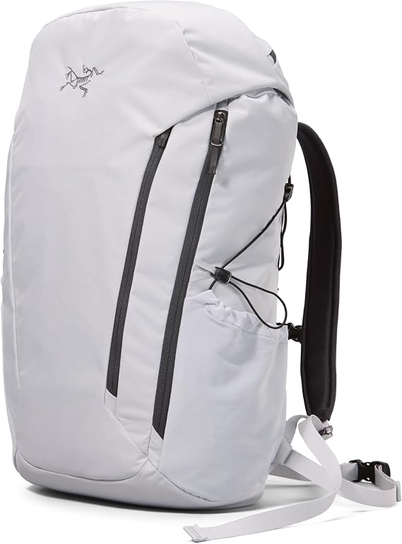 Arc'teryx Mantis 30 Backpack | Highly Versatile 30L Daypack | Solitude/Graphite, One Size