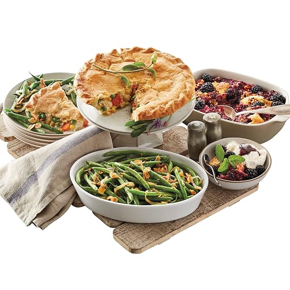 Harry & David Bakery Tray Deluxe Gift Basket, Chicken Pot Pie Meal