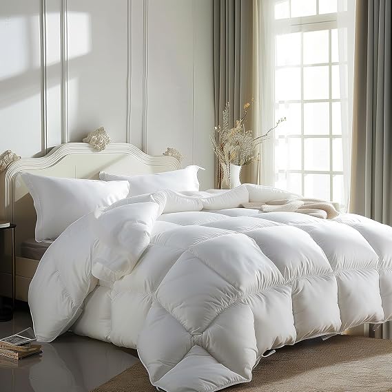 Luxurious Twin Size Goose Feather Down Fiber Comforter Duvet Insert,Fluffy Ultra-Soft 100% Cotton, Hotel Collection Comforter, 44 oz Fill Weight, All Season Medium Warmth 68 x 90 Inch White Solid