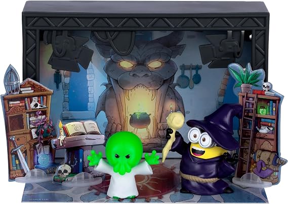 Illumination's Minions & Monsters Wizard's Lair Sound Stage, 3 to Collect and Connect to Build Your Monstrous Hollywood Production, Includes 2 Cast & Crew Mini Figures and 3 Themed Stage Props