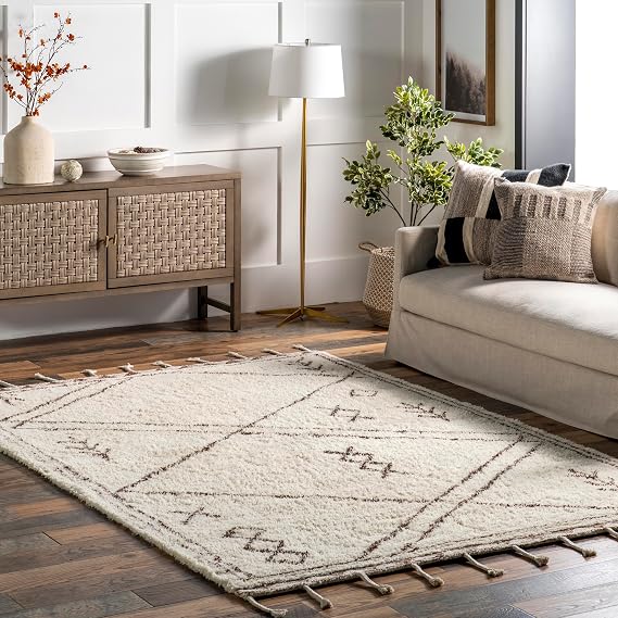 nuLOOM Prima Moroccan Wool Tassel Area Rug, 9x12, Beige