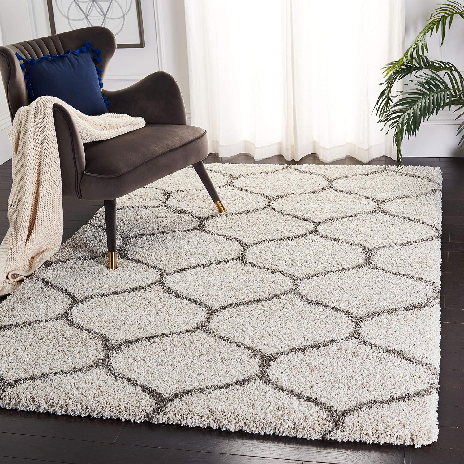 SAFAVIEH Hudson Shag Collection SGH280A Moroccan Ogee Trellis Non-Shedding Living Room Bedroom Dining Room Entryway Plush 2-inch Thick Area Rug, 51" x 76", Ivory  Grey